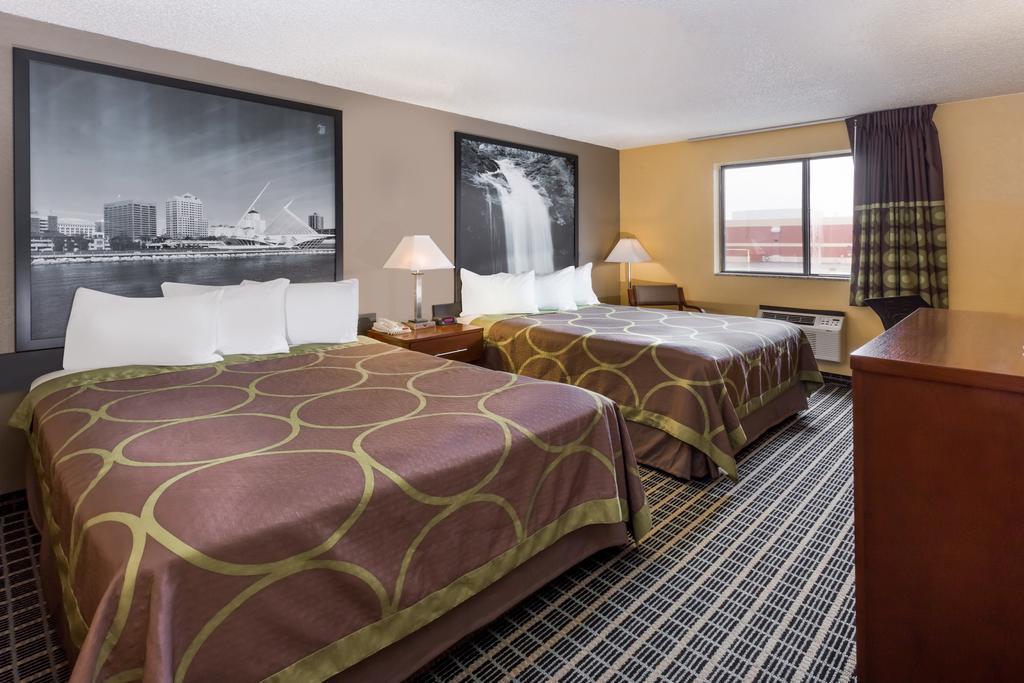 Super 8 By Wyndham 2* Janesville
