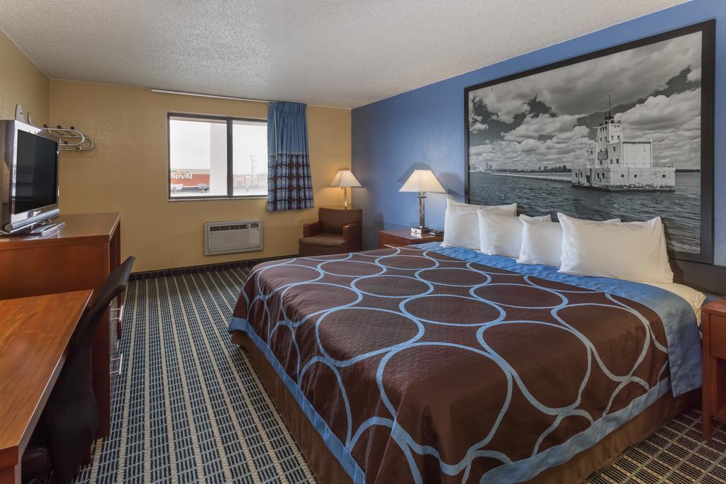 Motel Super 8 By Wyndham Janesville