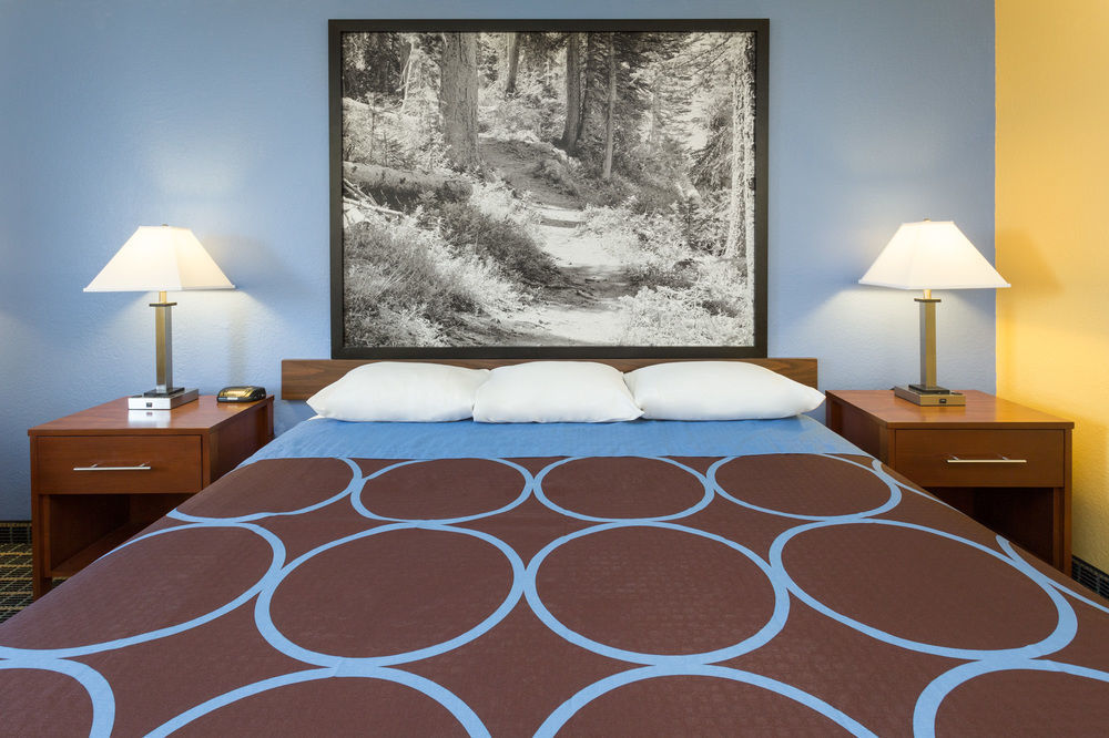 Super 8 By Wyndham 2*